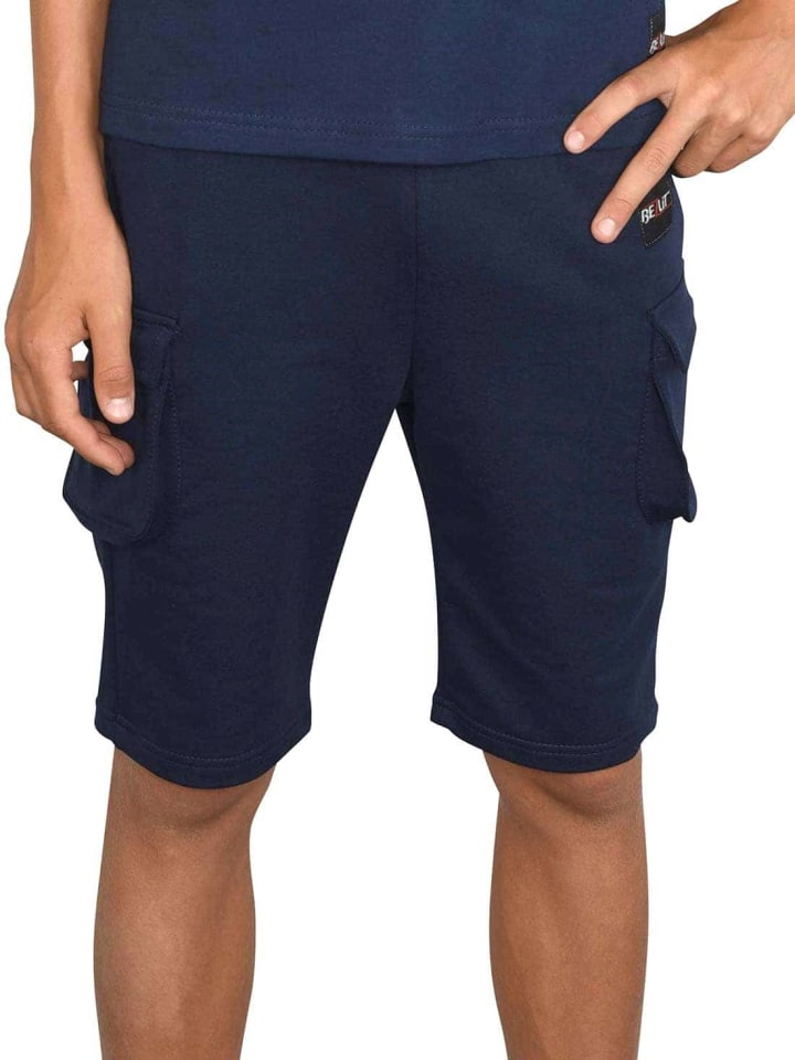 Cargo Shorts in Navy
