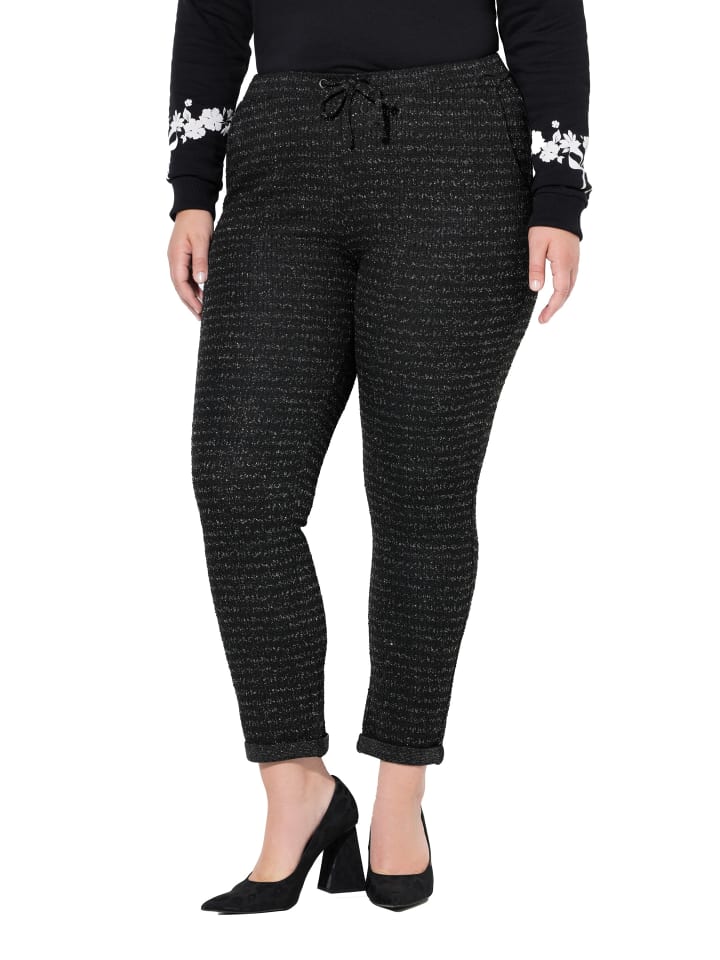 Schlupfhose in schwarz
