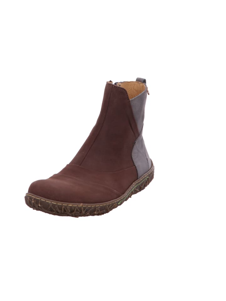 Schnürschuh in braun