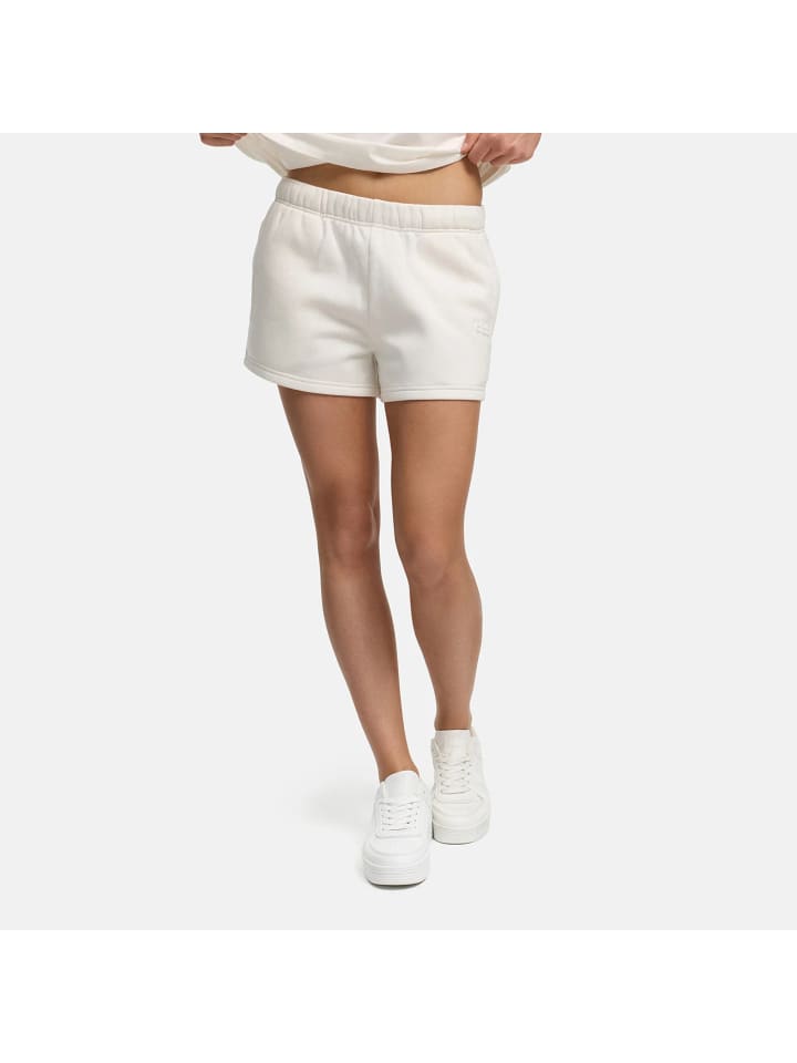 Shorts in Wolkentänzer