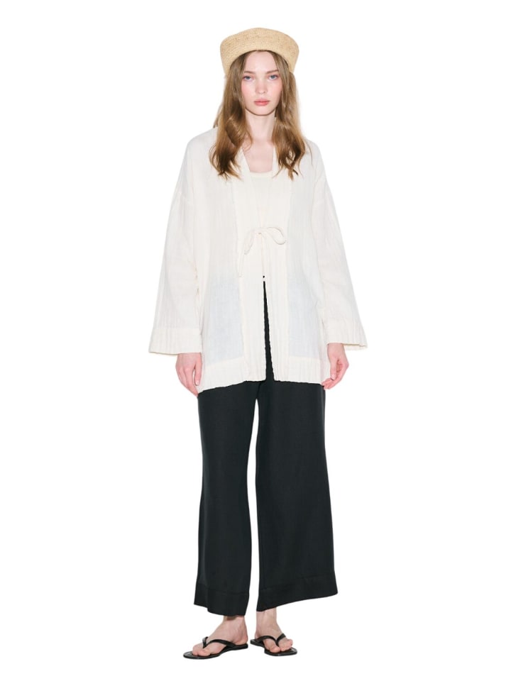 Blouse in Beige