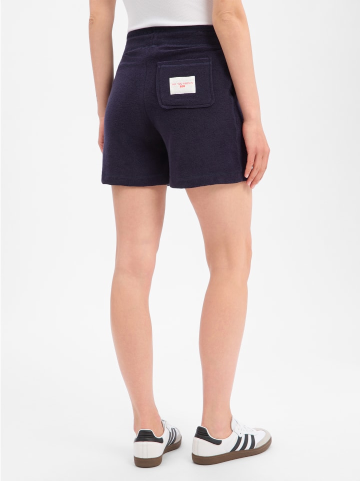 Shorts in marine