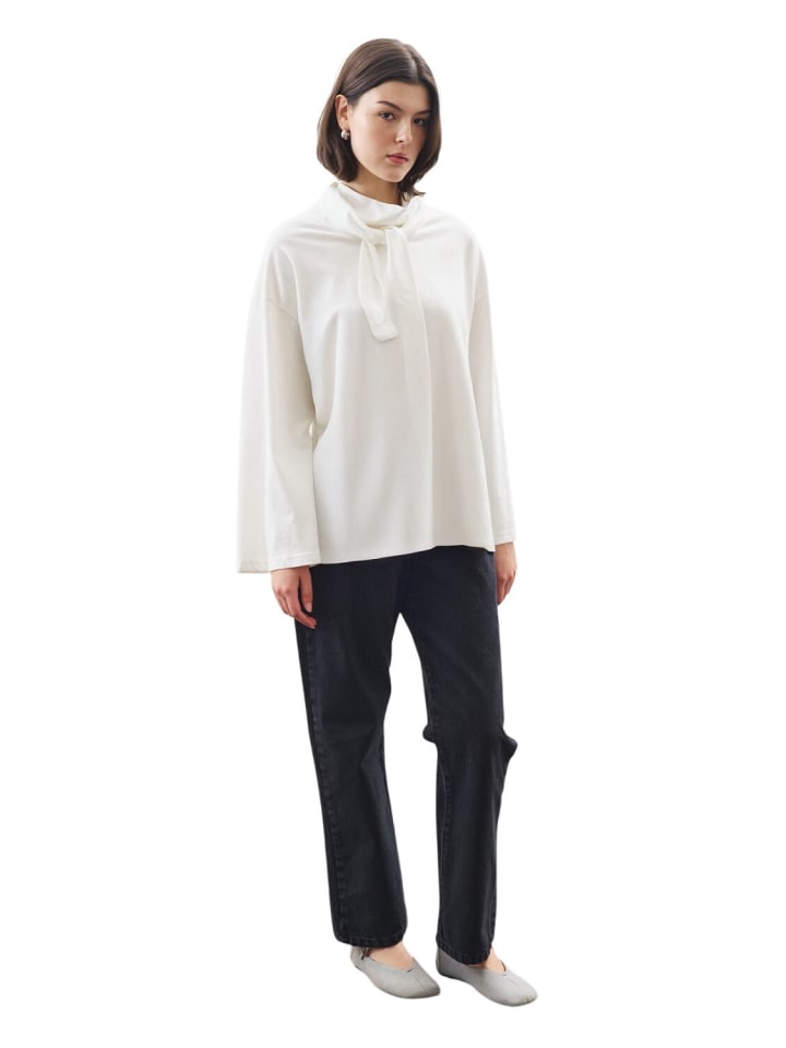 Blouse in Ecru