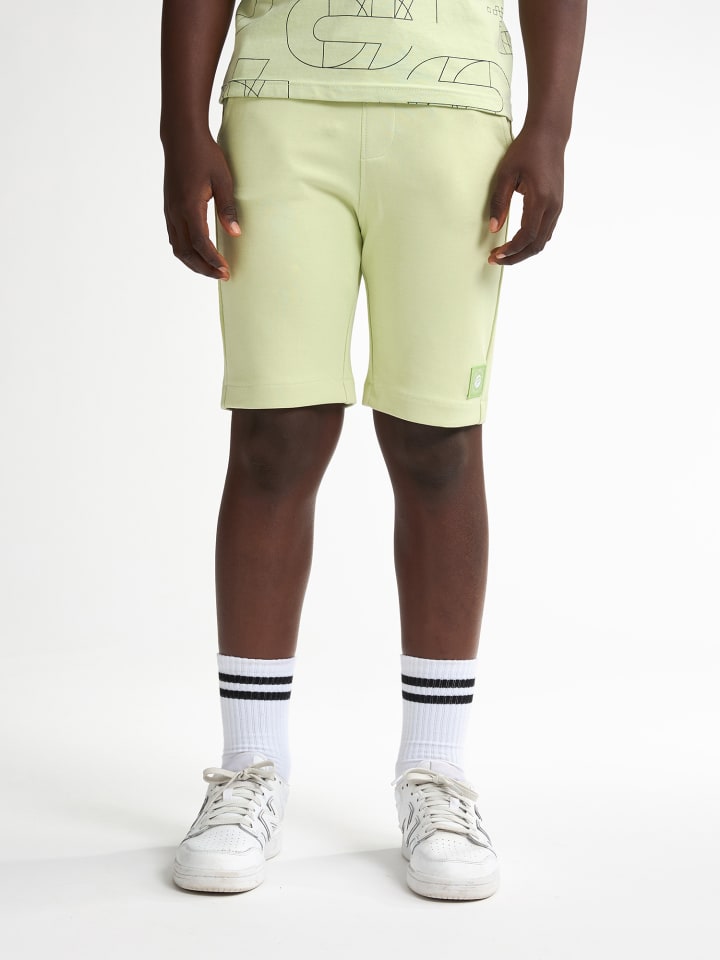 Jogging-Shorts Capri in Grün