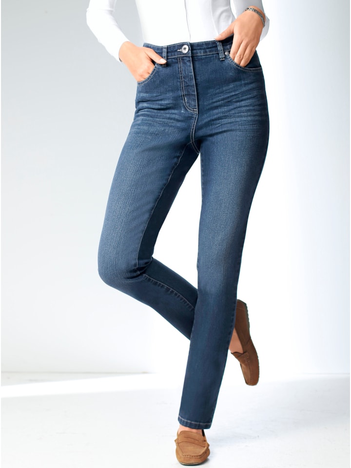 Jeans in dark blue
