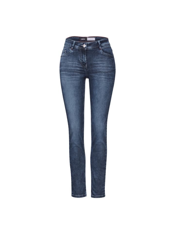 Jeans in mid blue wash