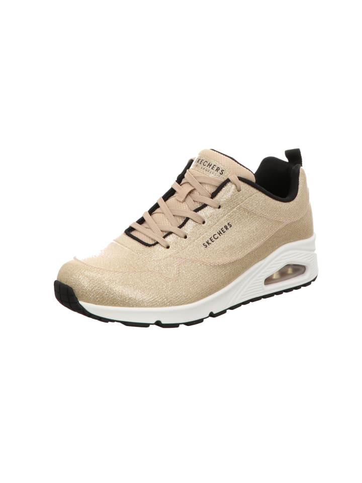 Schnürschuh in gold