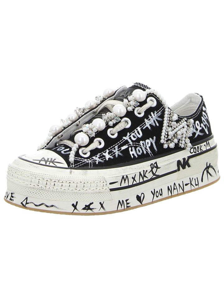 Sneaker Low in schwarz