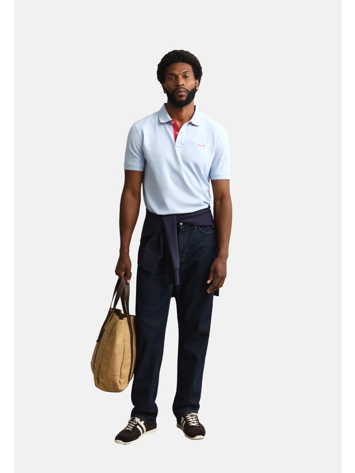 Poloshirt in hellblau