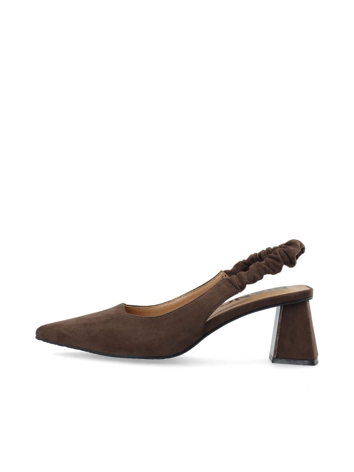 Slingbacks in Brown1