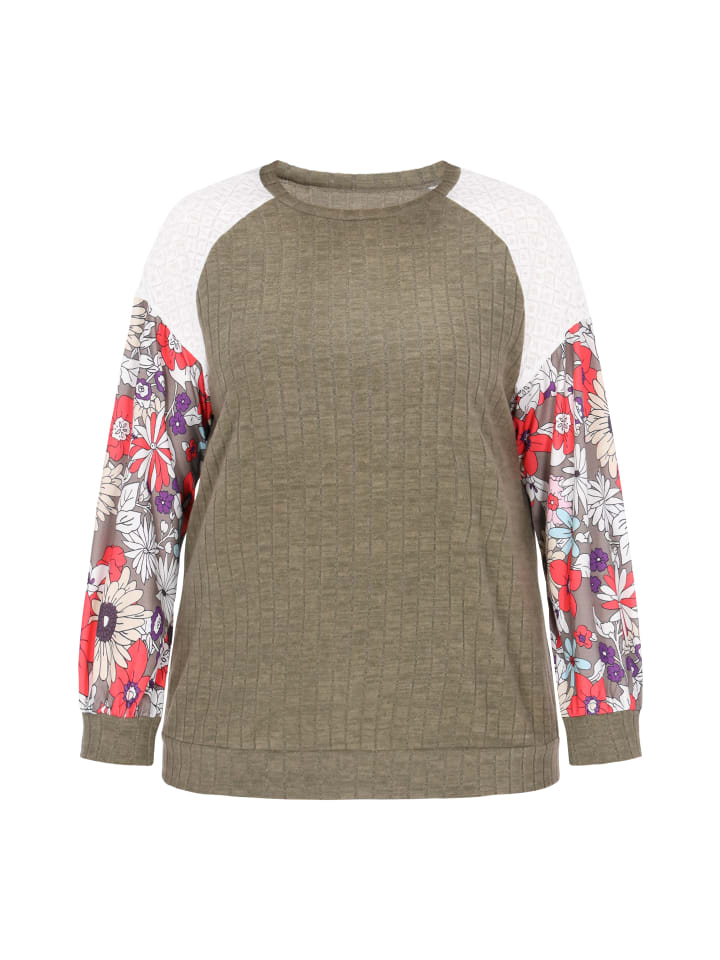 Women Plus Size Blouse in Multicolor