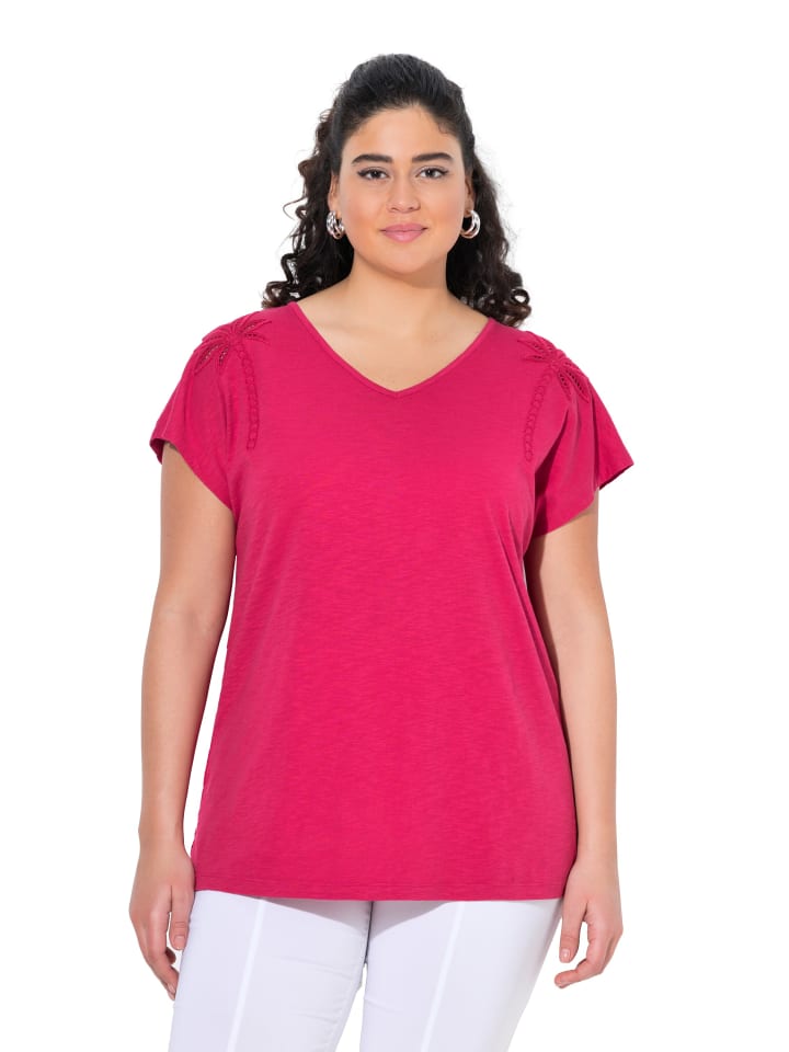 Shirt in dunkle himbeere