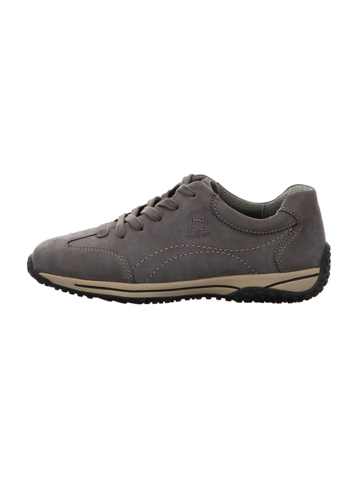 Sportliche Schnürschuhe in Grau