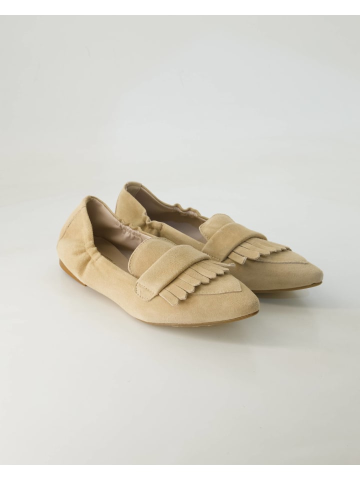 Ballerinas in Beige