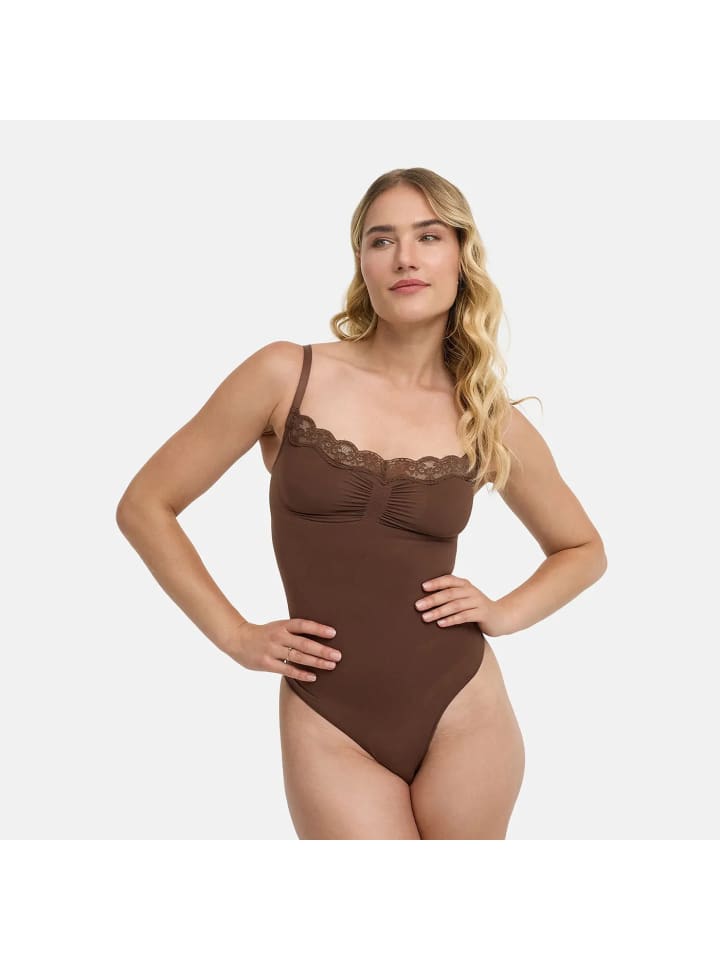 Figurformender Body mit String in Braun