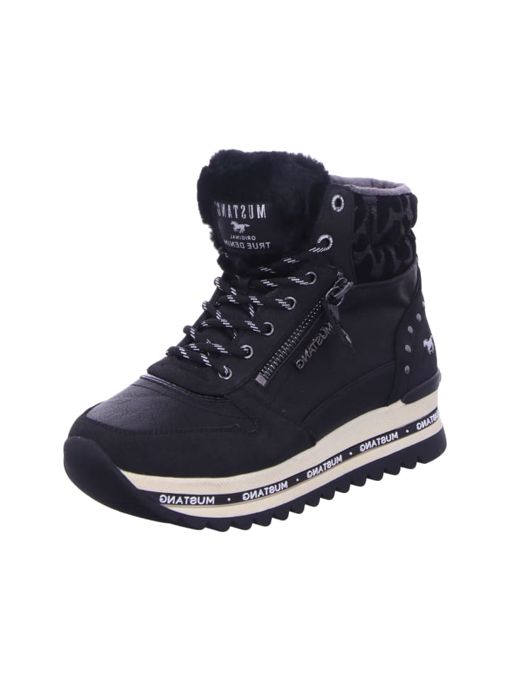 Winterstiefeletten in schwarz