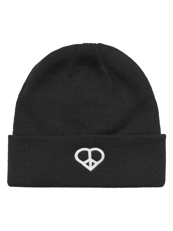 Beany in black