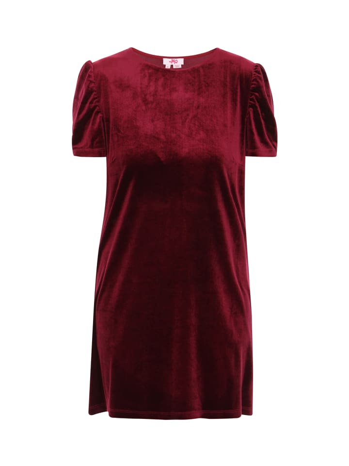 Women Dress in burgundy