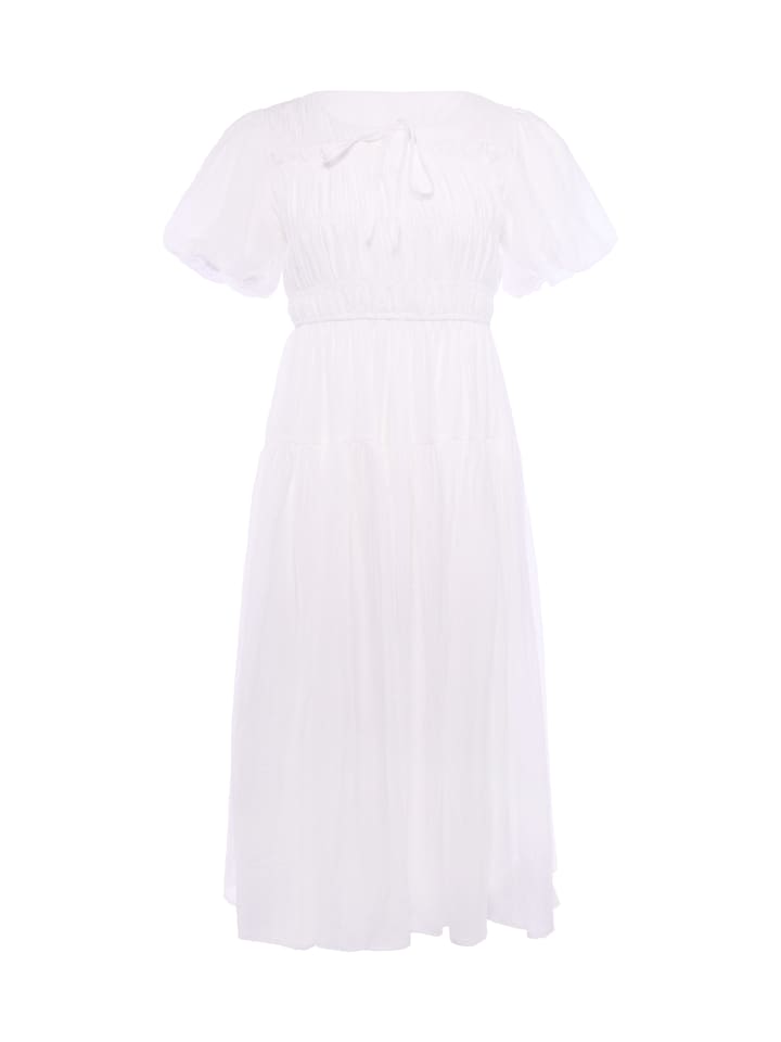 Women Dress in White