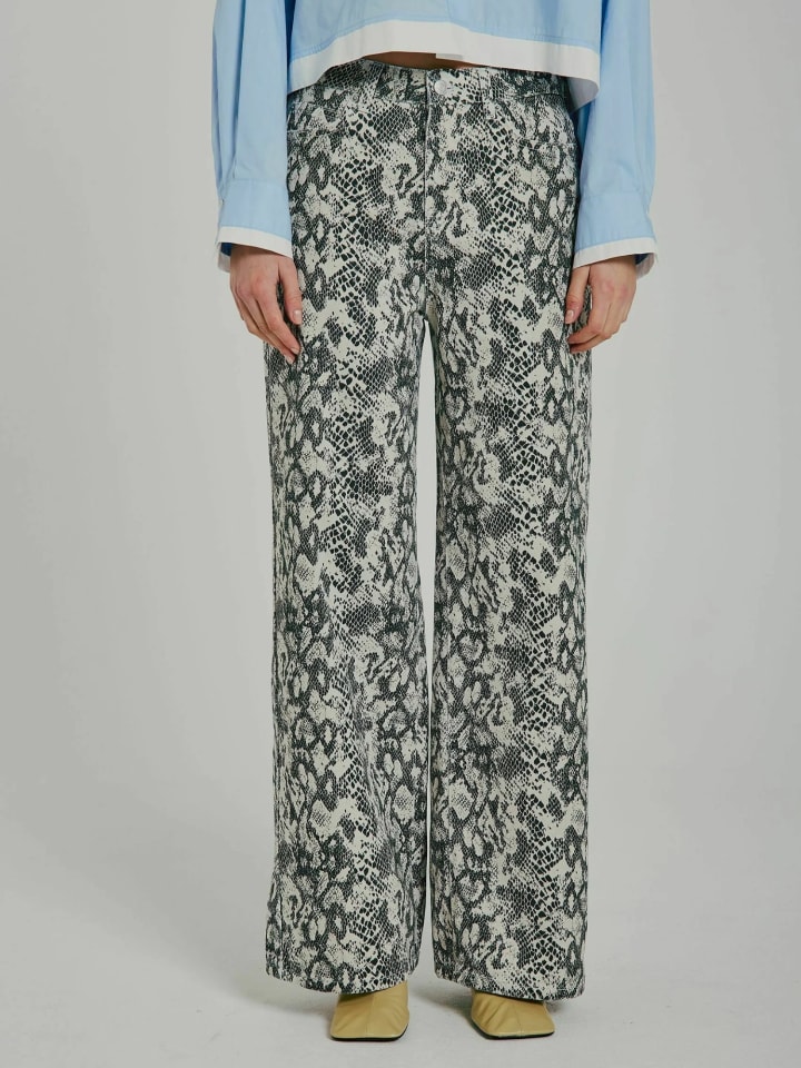 Jeans Kenzie in Snake AOP