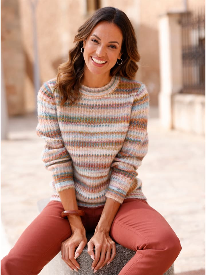 Pullover in rotbraun-gemustert