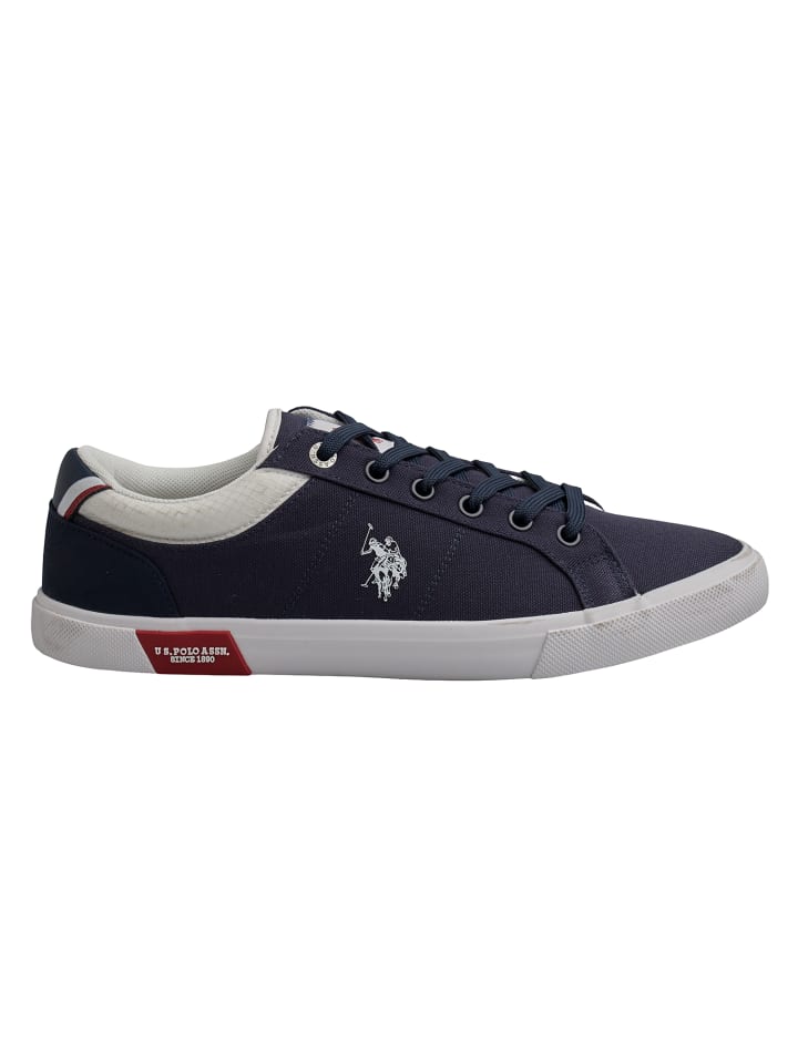 Sneakers in Blue