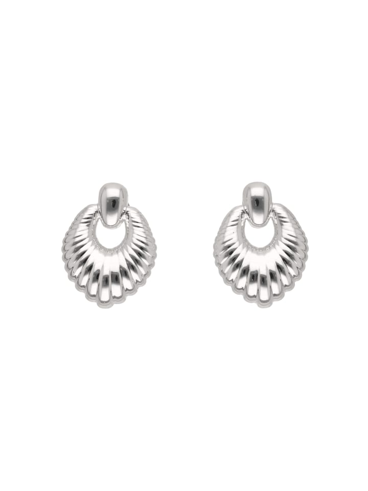 Women Earrings With Butterfly Clutch in Silver