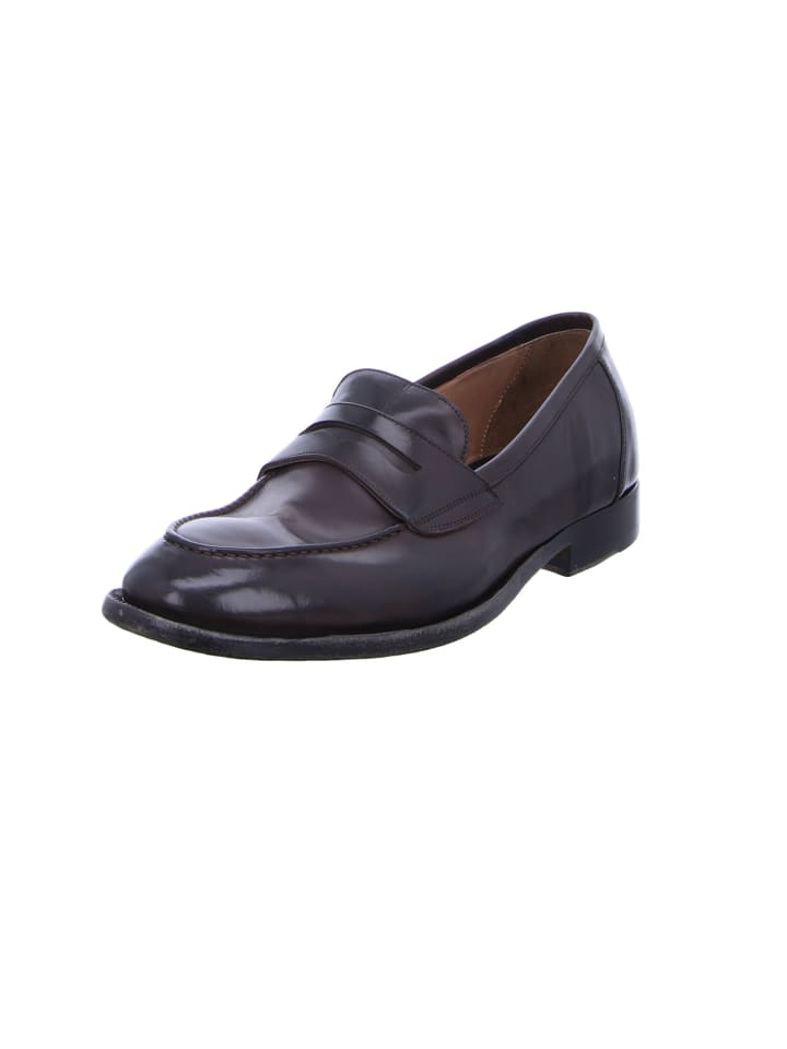 Schnürschuh in braun