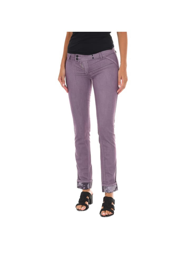 Jeans in Bordeaux