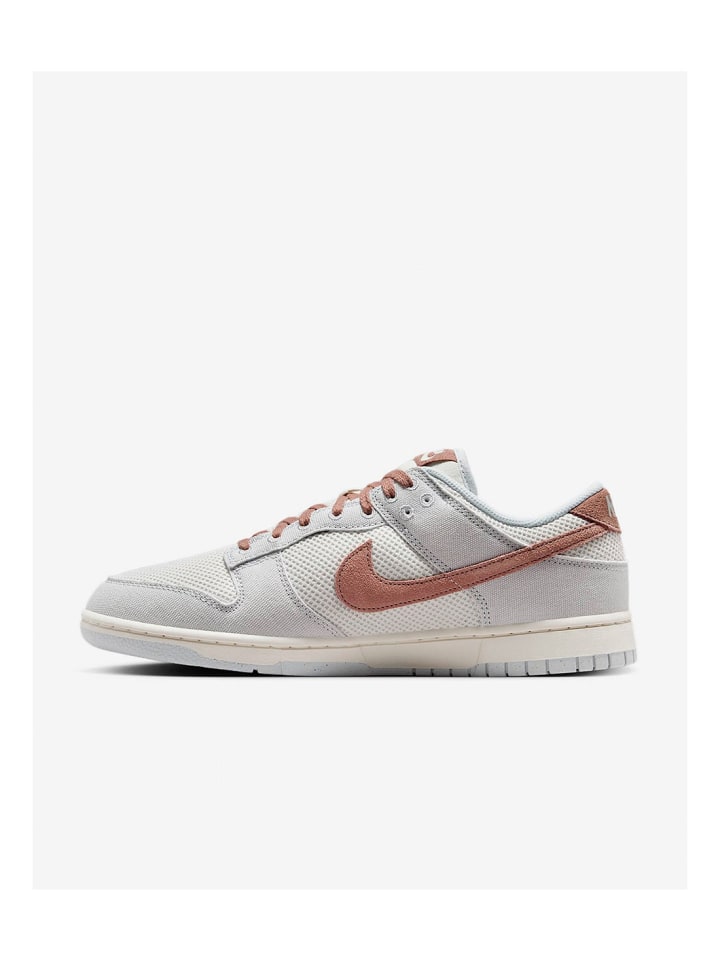 Sneaker Dunk in Grau