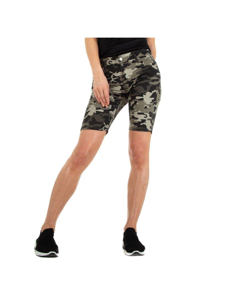 Shorts in Khaki