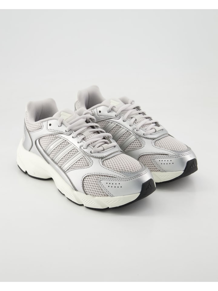 Sneaker low in Silber