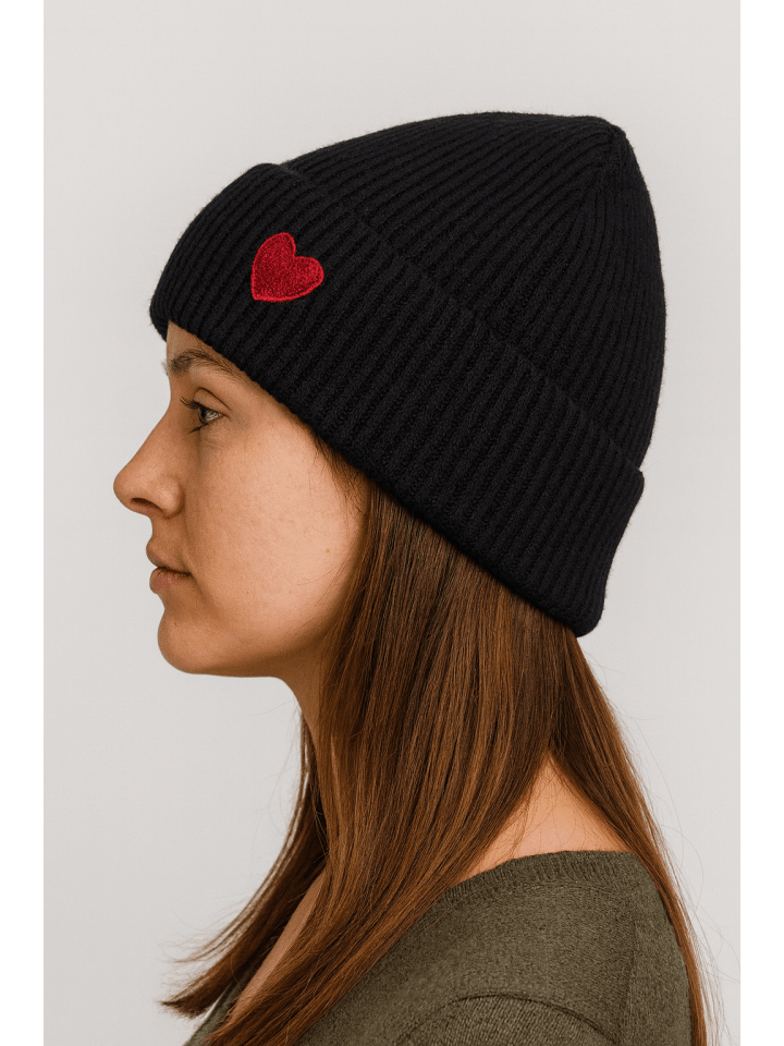 Weiche, gestrickte Mütze für kühle Tage, stylisch und warm in Schwarz