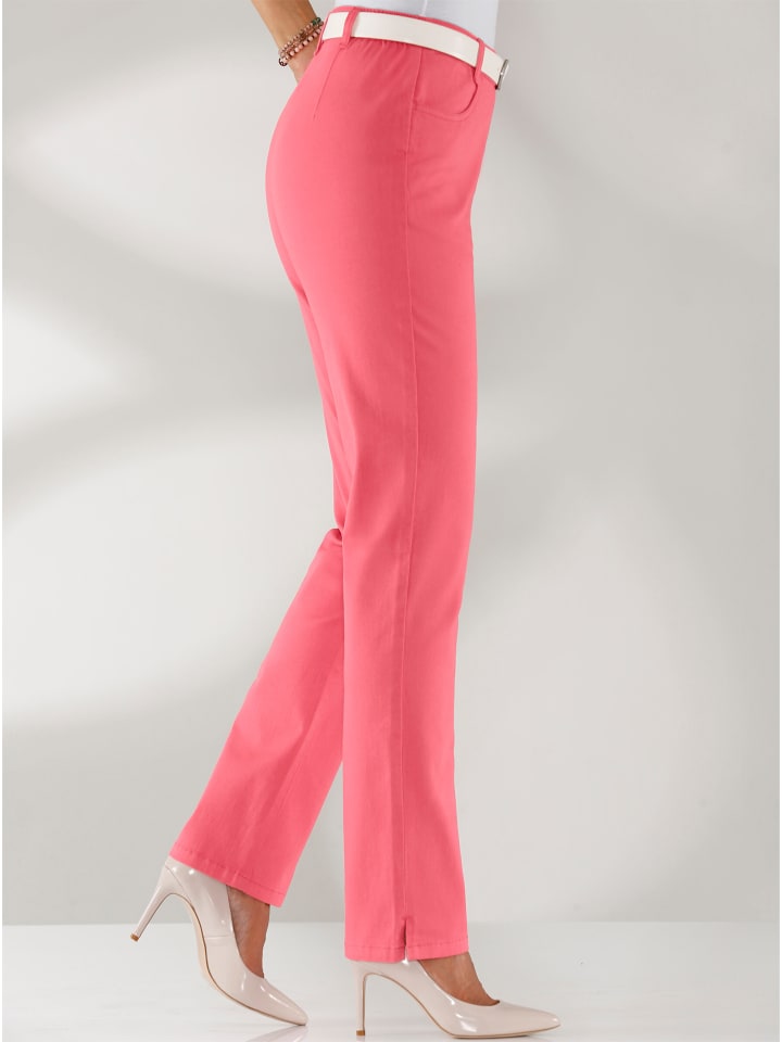 Jeans in korallenrot