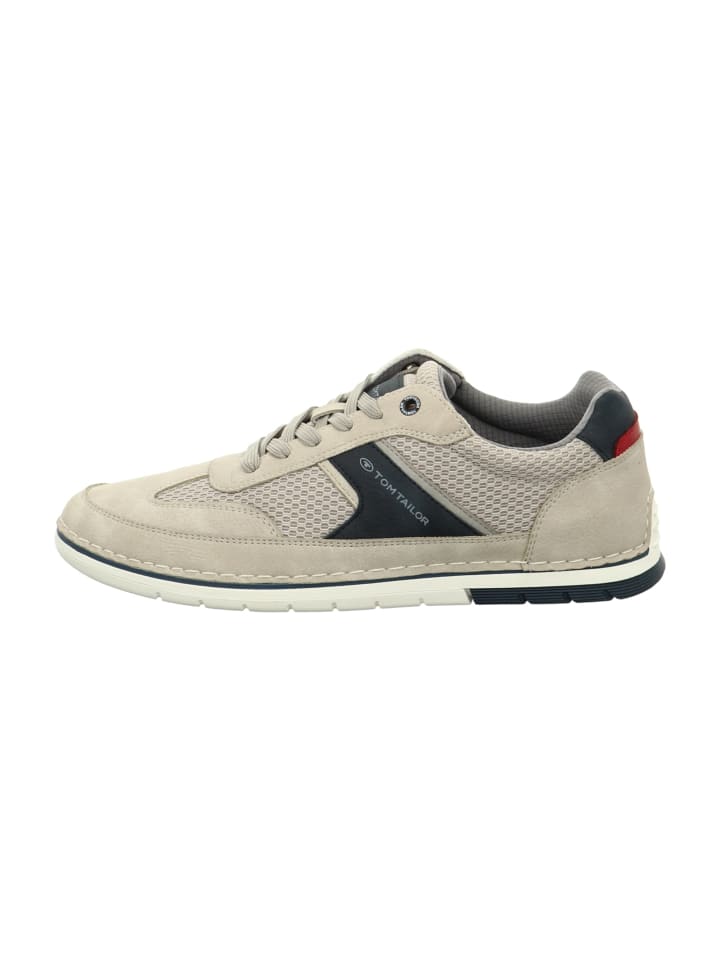 Sportliche Schnürschuhe in Grau