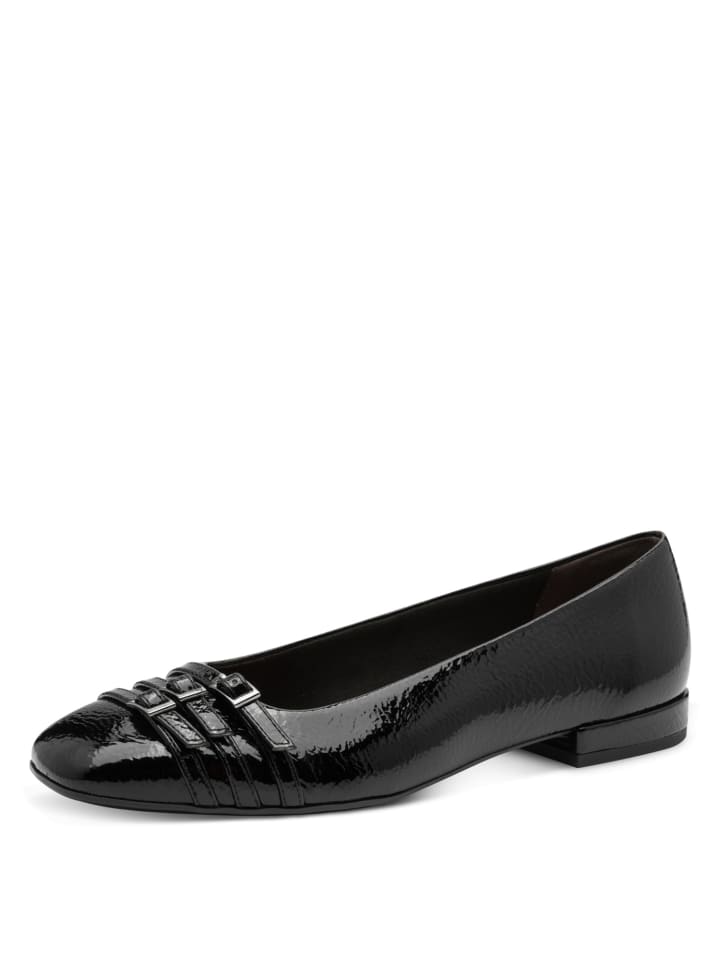 Ballerina in schwarz