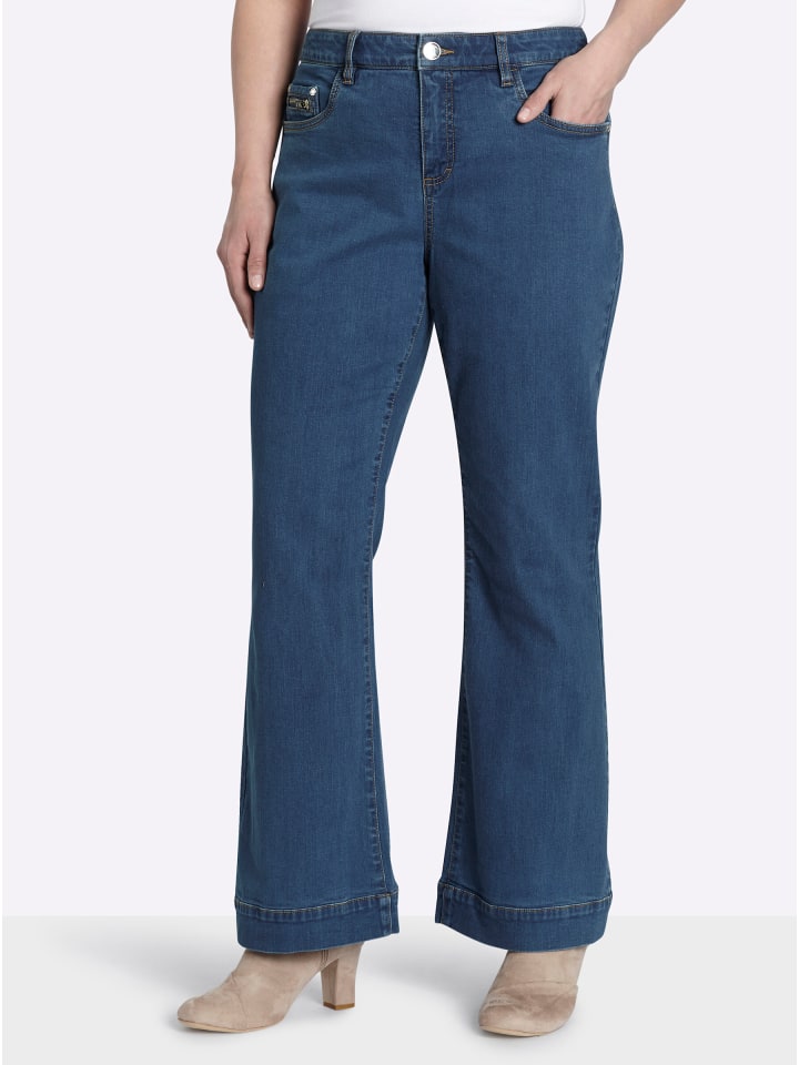 Bootcut-Jeans in blue-stone-washed