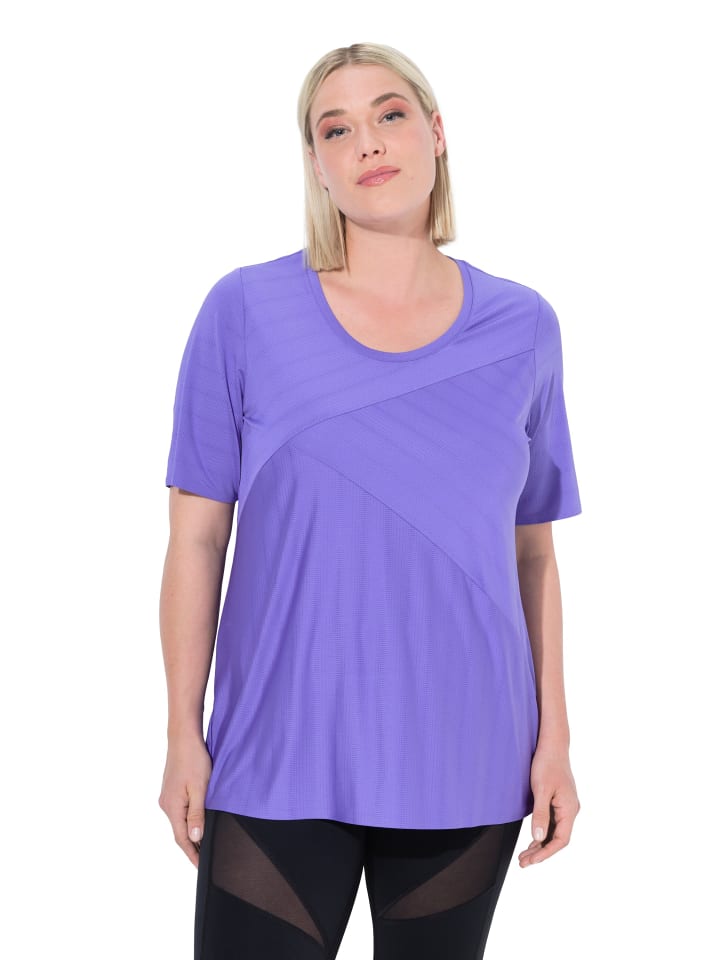 Shirt in blauer flieder