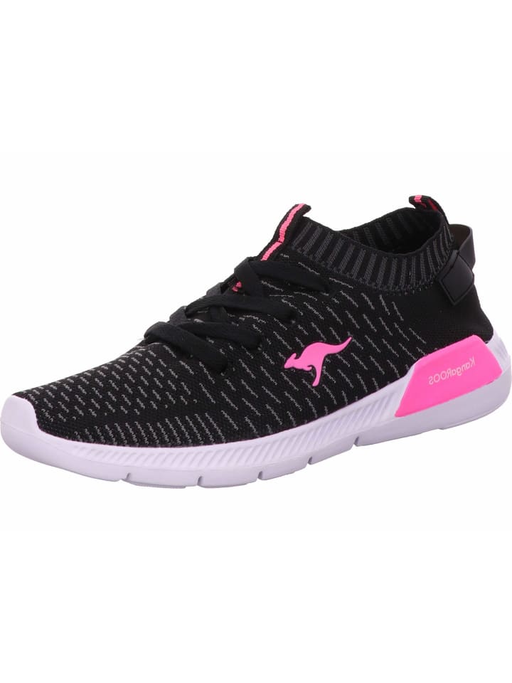 Sneaker in schwarz