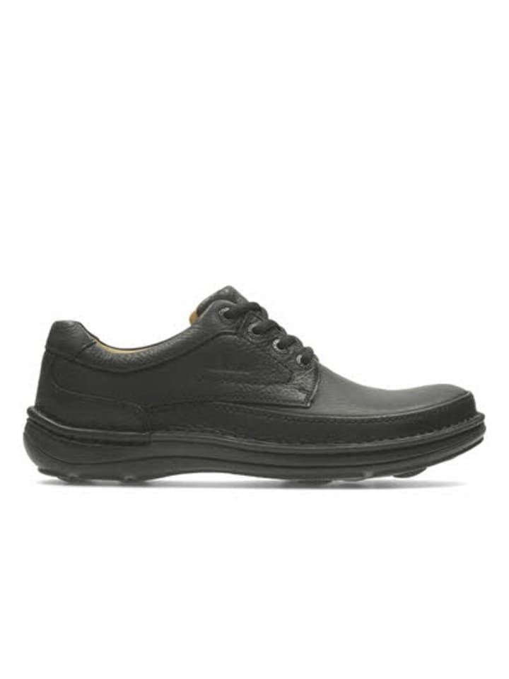 Sportlicher Schnürschuh in schwarz