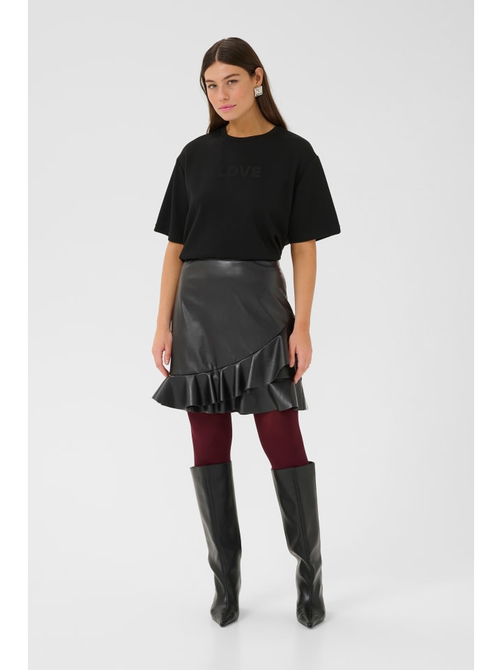 Rock CUteda Fitted in Black