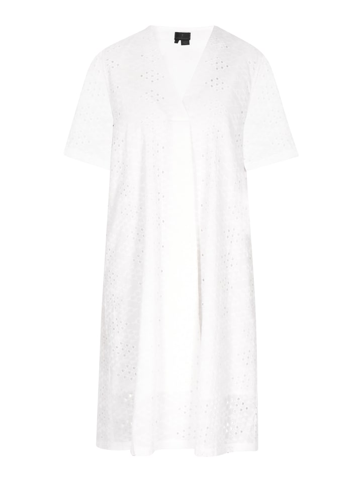 Women Dress in white
