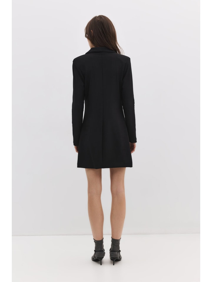 Kleid in Schwarz