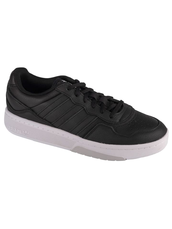 adidas Courtic in Schwarz