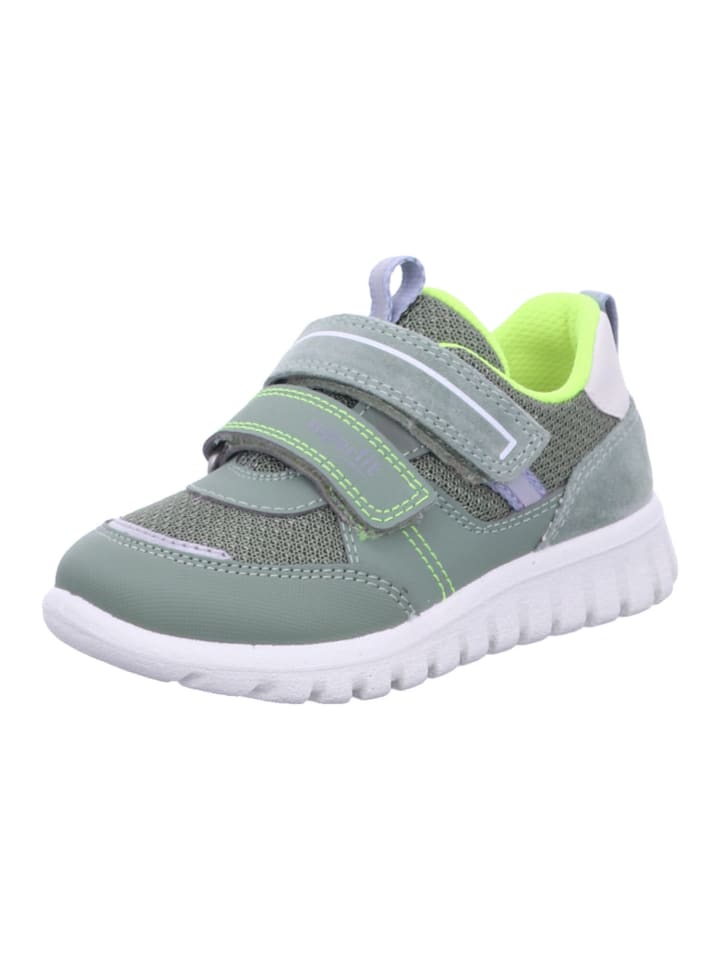 Sneaker Low in grün