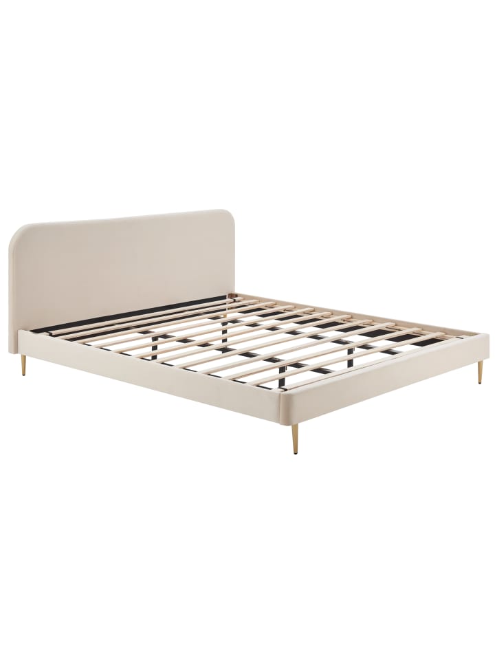 Polsterbett 180x200 cm mit goldfarbenen Chrombeinen und Samtbezug in Beige