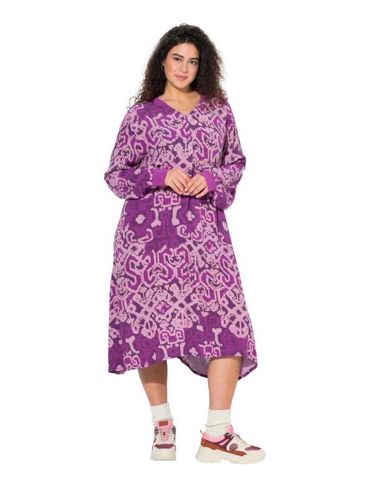 Kleid in helle pflaume