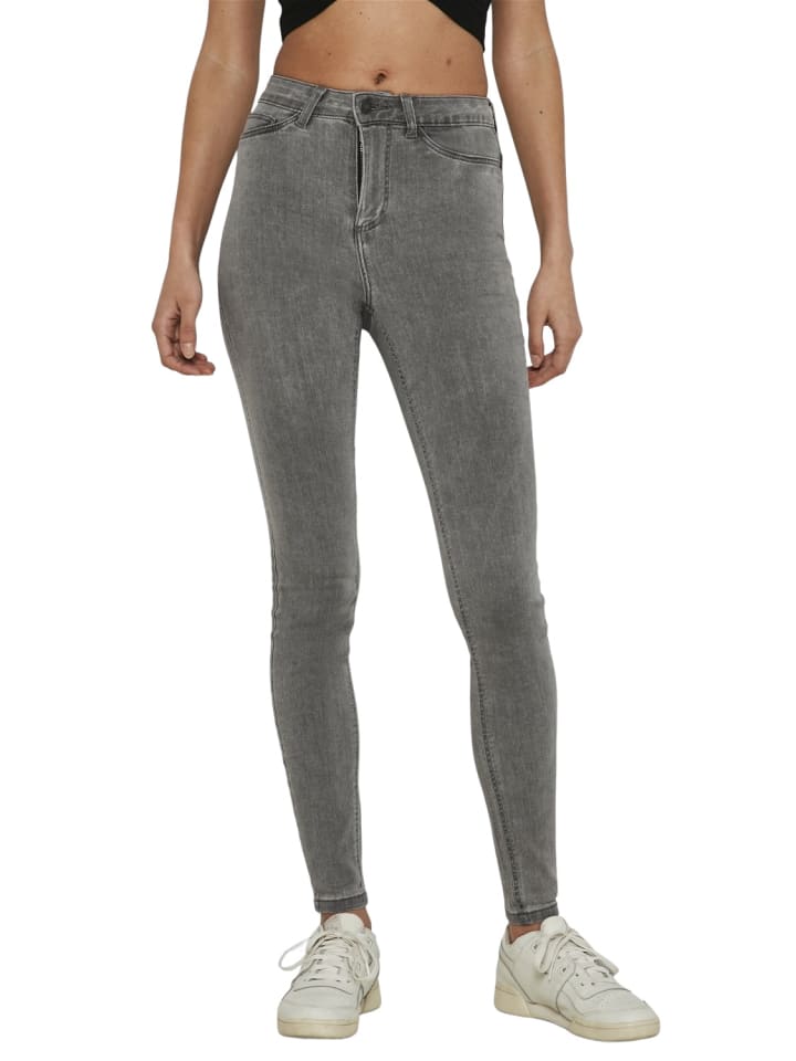 Jeans NMCALLIE HW SKINNY skinny in Grau