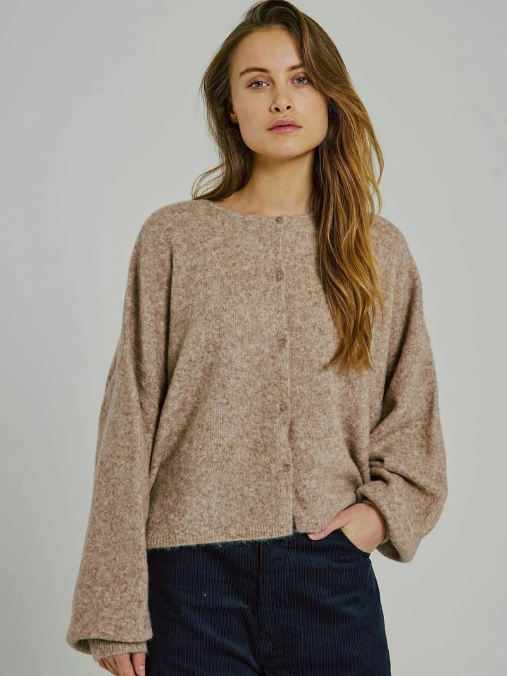 Strickjacke Halli in Camel
