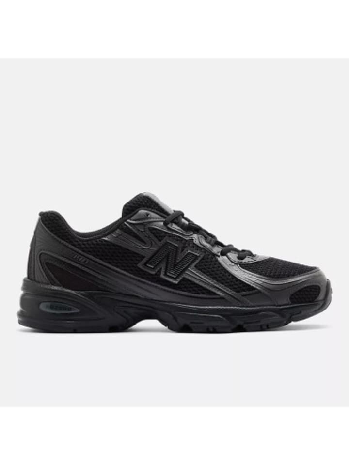 Sneackers 740 in Schwarz